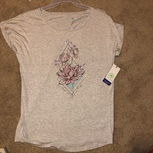 Gaiam yoga tee